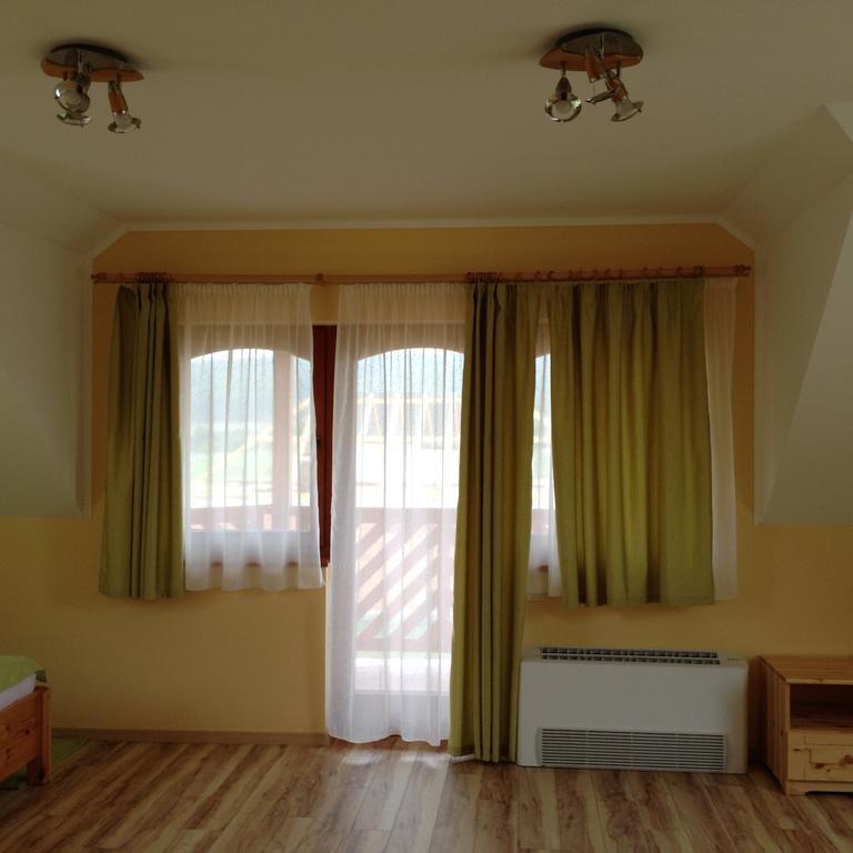 Vidor Vendeghaz Hotel Demjén Værelse billede